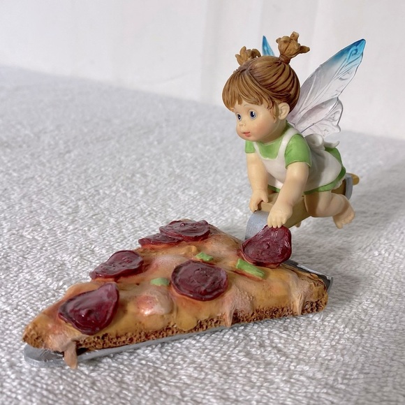 Enesco My Little Kitchen Fairies Pepperoni Snitch Fairie Pizza Slice Figurine - Picture 1 of 9